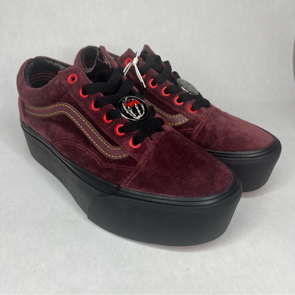 NWOB Disney x Vans Old Skool Stackform ‘Poison Apple’ Shoes - Picture 3 of 7